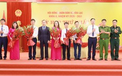 Xã Hòa Lạc kiện toàn bộ máy chính quyền khóa II