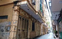 Nhà trong ngõ nhỏ, giá hơn 4 tỷ đồng/căn