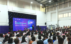 Nhân bản hóa AI để học sâu