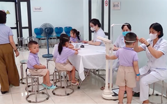 Hà Nội khám sức khỏe miễn phí cho học sinh trước năm học mới