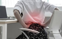 Nguy cơ bệnh cột sống với dân văn phòng