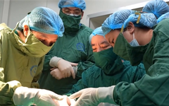 Việt Nam lần đầu can thiệp thành công thoát vị hoành thai nhi
