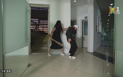 Series sitcom: Tên biến thái