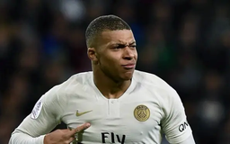 Kylian Mbappe đi vào lịch sử Champions League