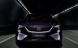 Mazda EZ 60 có hai lựa chọn hệ truyền động