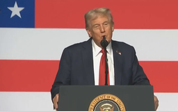 Ông Trump phát biểu trước hàng trăm tướng lĩnh Mỹ tại Virginia