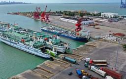 Trung Quốc áp phí cảng đặc biệt với tàu Mỹ