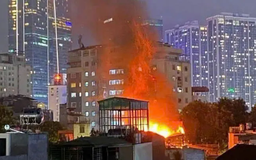 Bắt đối tượng đốt rác gây cháy lớn ở Đê La Thành