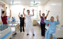 Khi tiếng cười trở thành liều thuốc bổ | Người Hà Nội | 12/10/2025