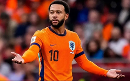 Memphis Depay đi vào lịch sử bóng đá Hà Lan