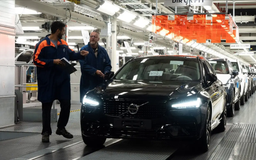 Volvo ngừng sản xuất V90 và V90 Cross Country