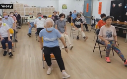 Trung Quốc khuyến khích người già sống vui, sống khoẻ