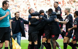 Bayer Leverkusen sẵn sàng thách thức PSG tại Champions League