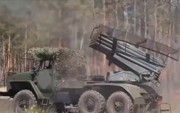 Ukraine tập kích Nga bằng Storm Shadow, Moscow đáp trả dữ dội