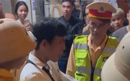 CSGT Hà Nội phát hiện đối tượng tàng trữ ma túy