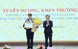 Hà Nội khen thưởng Quán quân cuộc thi Đường lên đỉnh Olympia
