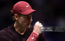 Jannik Sinner dễ dàng vào vòng 3 giải Paris Masters 2025