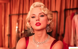 Taylor Swift thu 135 triệu USD trong tuần đầu ra mắt album