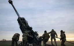 Chính phủ đóng cửa, Mỹ hoãn chuyển giao vũ khí cho Ukraine