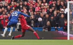 Liverpool thua trận thứ hai liên tiếp tại Ngoại hạng Anh