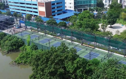 Hành lang sông Nhuệ biến thành sân pickleball