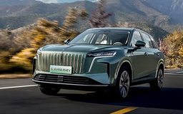 Xe hybrid hoàn thành quãng đường hơn 2000km mà không cần sạc