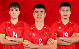 Duy Mạnh đeo băng đội trưởng đội tuyển Việt Nam