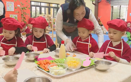 Tạm dừng sắp xếp trường phổ thông vượt quy mô