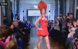 Nhà thiết kế Irena Soprano mang thời trang Nga đến Argentina
