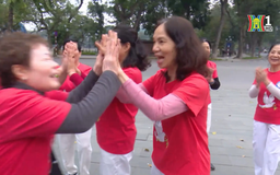 Sống vui, sống khỏe cùng Yoga cười cho người cao tuổi | Vì chất lượng dân số Thủ đô | 16/11/2025