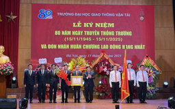 ĐH Giao thông vận tải đón Huân chương Lao động hạng Nhất
