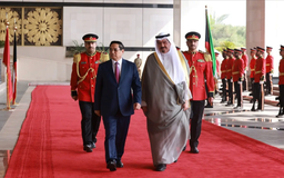 Lễ đón Thủ tướng Phạm Minh Chính thăm chính thức Kuwait