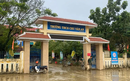 Học sinh thành phố Huế tiếp tục nghỉ học để tránh lũ