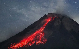 Núi lửa Semeru tại Indonesia phun trào dữ dội