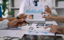 Gỡ rào cản pháp lý trong mua bán, sáp nhập ngành y tế