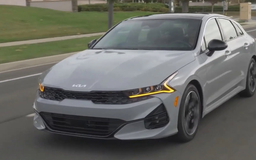 KIA gọi sửa 250.000 xe K5 vì nguy cơ cháy bình xăng