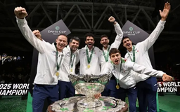 Italia lập hat-trick vô địch Davis Cup 2025