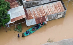 Khi tin giả 'tàn phá' niềm tin giữa rốn lũ miền Trung