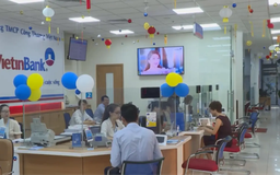 Ngành ngân hàng hỗ trợ khách hàng sau bão miền Trung