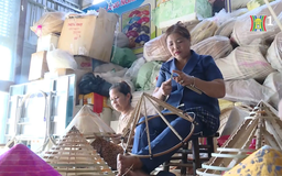 Lòng nhân ái của người nghệ nhân giữ nghề nón lá | Người tốt quanh ta | 30/11/2025