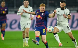 RB Leipzig lỡ cơ hội rút ngắn khoảng cách với Bayern Munich
