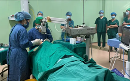 Mang lại ánh sáng cho đôi mắt từ phẫu thuật Phaco