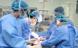 Thành công ghép gan bất đồng nhóm máu cho người lớn