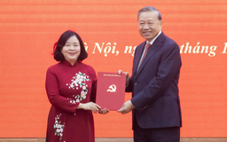 Đồng chí Bùi Thị Minh Hoài giữ chức Bí thư Đảng ủy MTTQ, các đoàn thể Trung ương