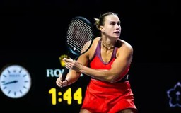 Xác định hai cặp bán kết WTA Finals 2025