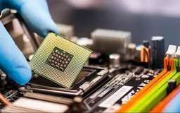 Việt Nam hướng tới nhà máy chip đầu tiên vào năm 2026