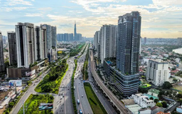 Nguồn cung nhà ở tại TP.HCM chủ yếu là phân khúc cao cấp