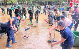 Thủ tướng chỉ đạo khẩn trương khắc phục hậu quả bão số 13