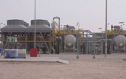 OPEC+ giữ nguyên mức sản lượng dầu đến hết tháng 12/2026