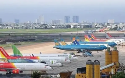 Vé máy bay Tết Nguyên đán 2026 tiếp tục khan hiếm